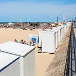 Well-maintained With Sea View