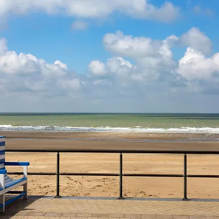 דירה Well-maintained With Sea View *