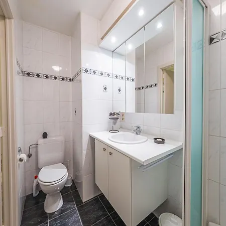 Well-maintained With Sea View מידלקרק